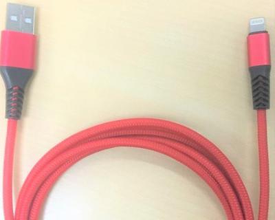 Chine Câble micro tressé en nylon de chargeur d'USB de foudre pour le remplissage à grande vitesse à vendre