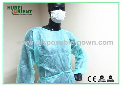 Chine Robes protectrices jetables chirurgicales légères de robe d'Isoaltion avec le poignet élastique pour l'environnement médical à vendre