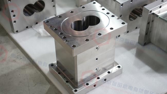 Twin Screw Barrel for Continuous Slurry Mixing