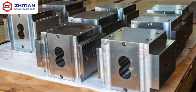 ZSK 43 extruder barrel