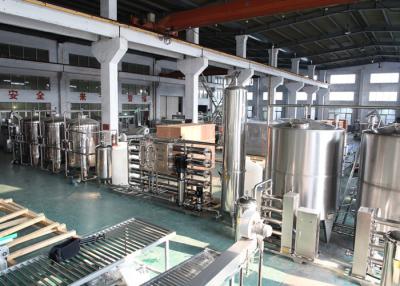 中国 安定した性能の込み合いの生産ライン フルーツ ジュースの処理機械50-60のHz 販売のため