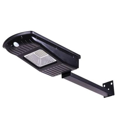China Intelligent Solar Street Light With Built In Light Sensor For Eco Friendly Illumination for sale