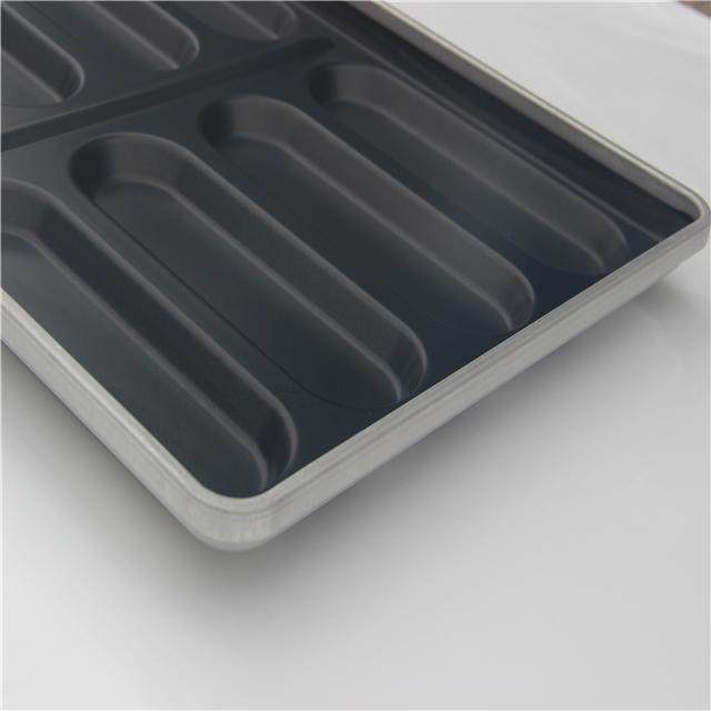 42435 18 Mold Glazed Aluminized Steel Individual ePAN Hot Dog Bun Pan