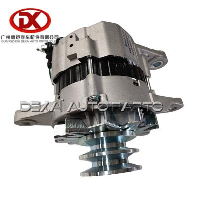 中国 エンジンパーツ イスズウ 発電機 6BD1 6BB1 CXZ 6WF1 1812004840 1 81200484 0 販売のため