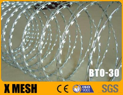 China BTO 30 Type Concertina Razor Wire With 0.5mm Thickness 450mm Coil Diameter For Prison à venda