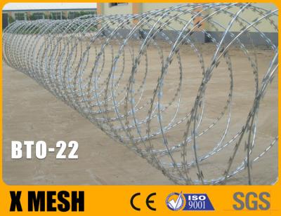 China Razor Barbed Wire With BTO 22 Cross Type 5 Clips Each Circle 600mm Outside Diameter for sale