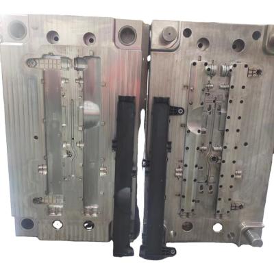 China Large / Small Parts Automotive Injection Mould , Customized Plastic Injection Mould for sale