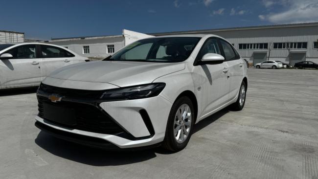 Hot Promotion 2024 Monza 1.5L Dual Clutch Enjoy Edition Gasoline Car Used/New Cheapest Electric EV Car with Chevrolet Cruze in Stock