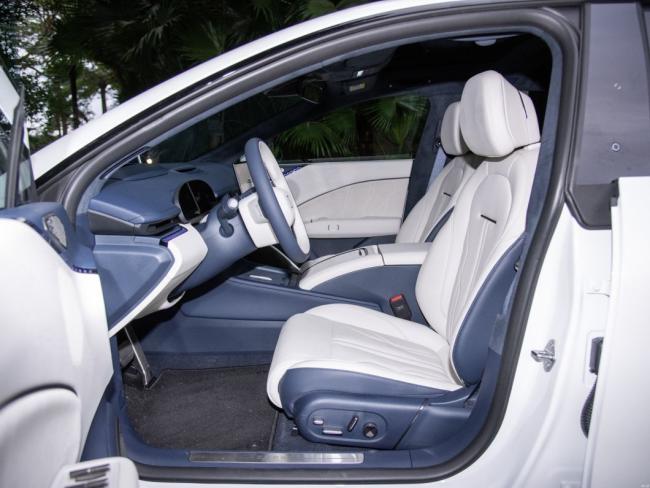 2024 Zeekr 007 4WD 100kwh/75kwh Smart Driver Edition EV Electric New Car Auto From China for Sale