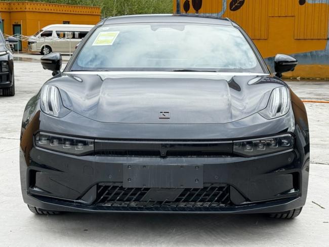 2024 Low Price Produce China Brand Zeekr 001 You Edition 100 Kwh Black Color