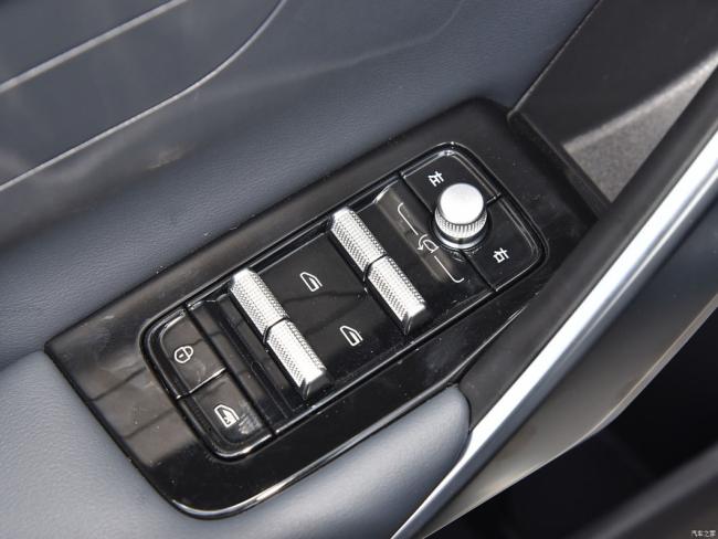 2024 Geely Boyue L 1.5t DCT Flagship Version Atlas L Gasoline Vehicle Compact Middle-Size SUV New Car