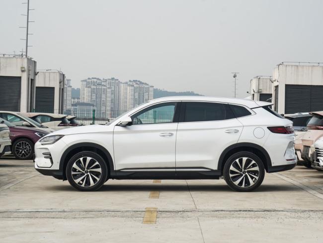 Plus EV 605 Glory Version Electric Car SUV Fabricado En China