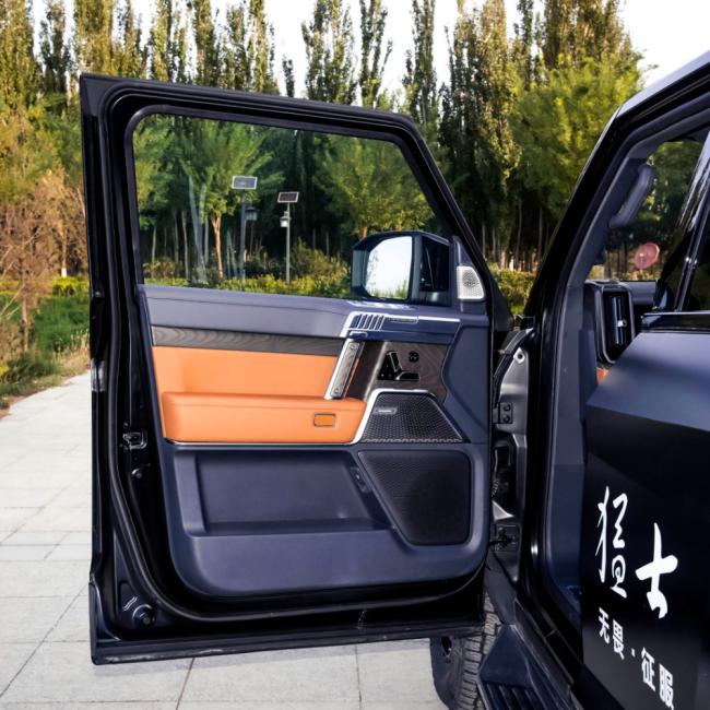 M-Hero 917 SUV Hybrid Extended Range Car Used New EV Large SUV Mhero 917 Electric Car