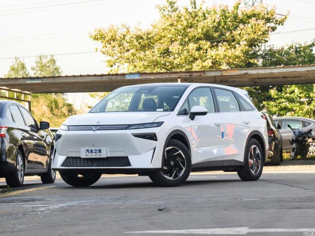 New Car Electric Car Electric Vehicle EV SUV Cheap Dongfeng Venucia Vx6 2023 520 PRO