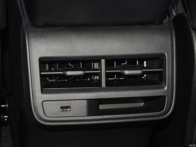 New Car Electric Car Electric Vehicle EV SUV Cheap Dongfeng Venucia Vx6 2023 520 PRO