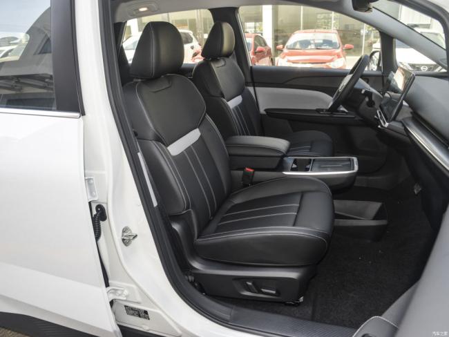 New Car Electric Car Electric Vehicle EV SUV Cheap Dongfeng Venucia Vx6 2023 520 PRO
