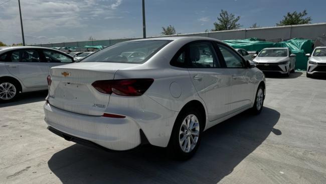 Gasoline Car Cheapest Cruze 2024 Chevrolet Monza 1.5L Dual Clutch Enjoy Edition Used/New with on Sale in Stock