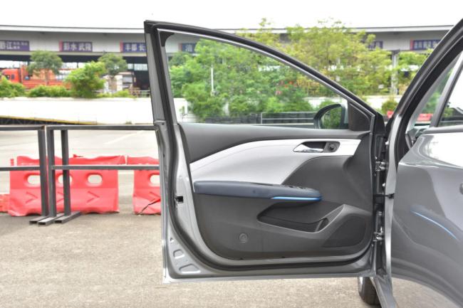 2024 Monza 1.3t Light Hybrid Automatic Premium Gasoline Car 2024 Auto Used/New Cheapest EV Chevrolet Cruze Wholesale