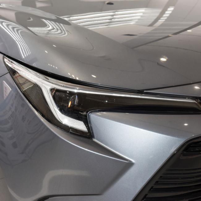 Toyota Levin 1.8L Edition Hybrid New Energy Car Dual Engine