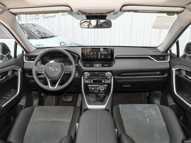 New Car Price Gasoline Car SUV Toyota RAV4 2023 2.0L CVT 4WD Adventure Plus
