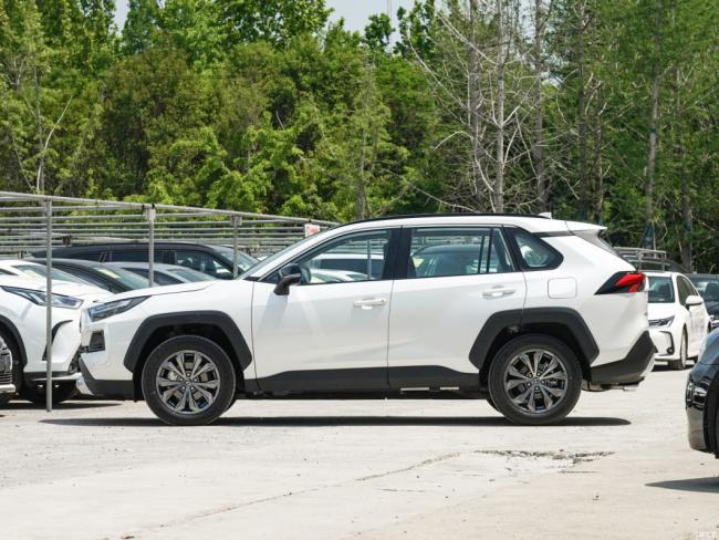 New Car Price Gasoline Car SUV Toyota RAV4 2023 2.0L CVT 4WD Adventure Plus