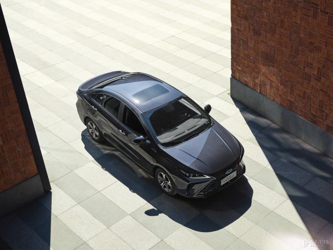 New Gasolone Car on Sale of Arrizo5 Gt All Series