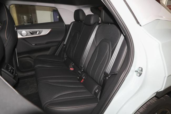 Chery SUV Omoda 2022 1.6tgdi DCT Multi-Dimensional Edition
