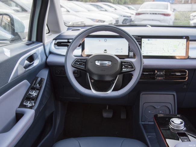 New Car Price Electric Car Electric Vehicle EV SUV Geely Geometry E 320km Happy Tiger 5-Seater