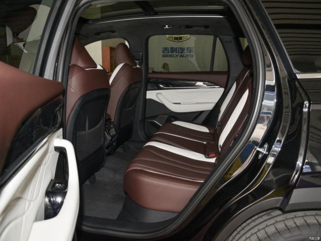 2023 Geely Xingyuel 2.0td High Power Automatic Fwd Flagship SUV Edition New Cars for Sale