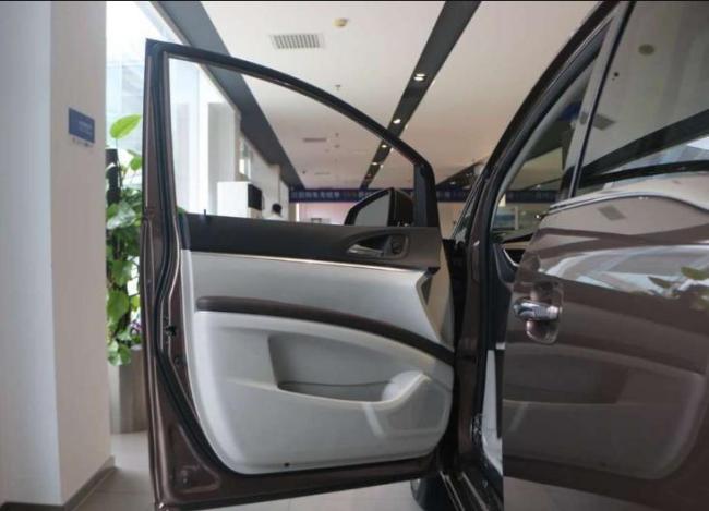 MPV New Car Price Gasoline Car Buick Gl8 (2023) Avenir 7-Seater PRO Version
