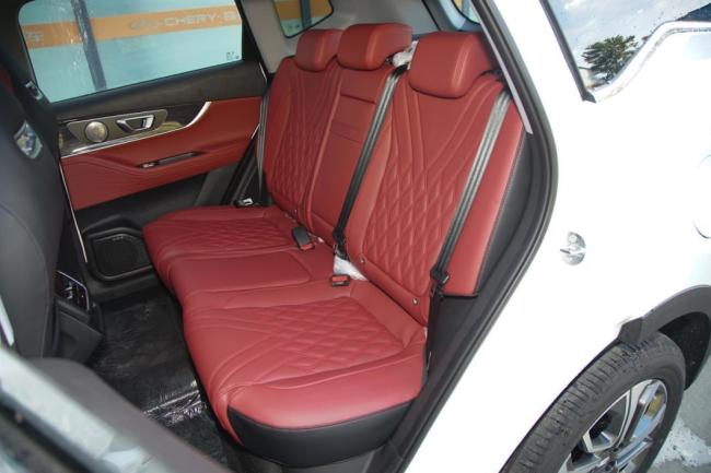 China Car Chery Tiggo 7 Plus 2023 Model 1.6tgdi DCT Prestige Edition