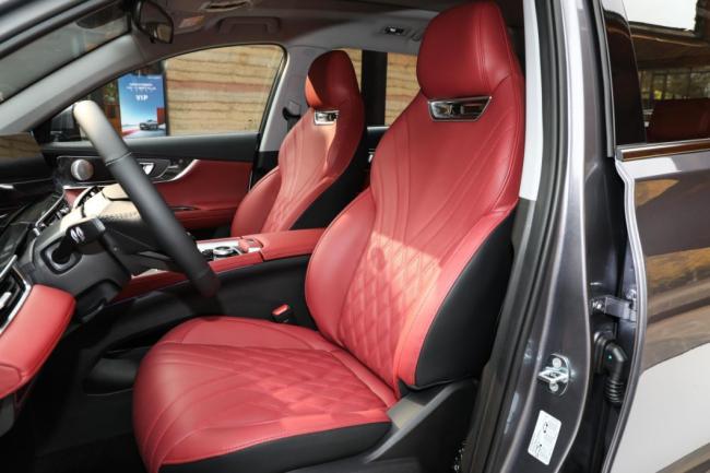 China Car Chery Tiggo 7 Plus 2023 Model 1.6tgdi DCT Flagship Edition