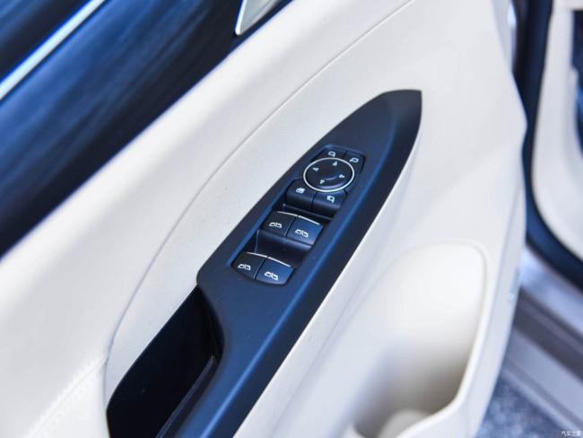 MPV New Car Price Gasoline Car Buick Gl8 (2023) Es Smart Flagship Version