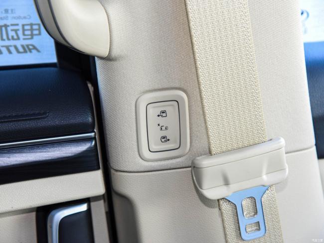 MPV New Car Price Gasoline Car Buick Gl8 (2023) Es Smart Flagship Version
