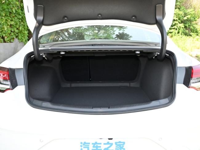 New Car Price Gasoline Car Buick Regal (2024) 25t Super Enjoy Version