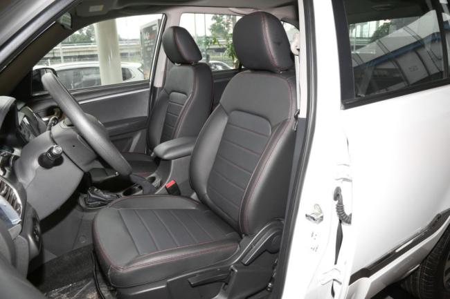 China New SUV New Car Tiggo3 Chery Gasoline Car Available