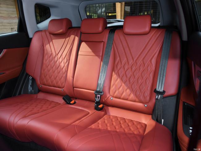 New Car Price Chery Tiggo 7 Plus 1.5t Mt Luxury Version Gasoline Car