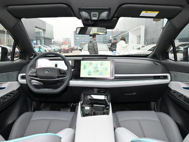 Changan Uni-T Gasoline 2023 1.5t Noble Type New Car