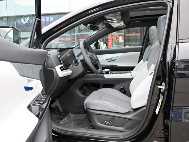 Changan Uni-T Gasoline 2023 1.5t Noble Type New Car