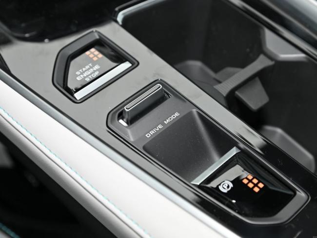 Changan Uni-T Gasoline 2023 1.5t Noble Type New Car