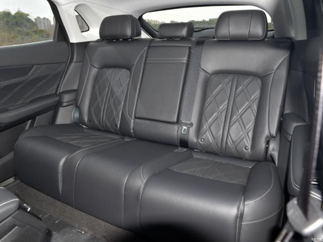 New Car Price SUV Gasoline Car Changan Uni-K 2.0t 2WD Yuexiang