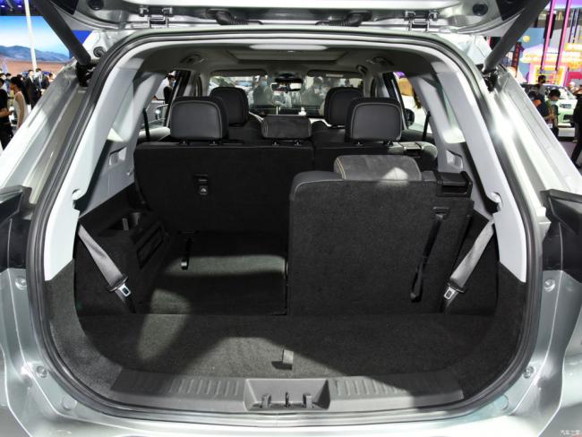 New Car Price Chery Tiggo8 Kunpeng 390 Tgdi DCT Wind-Chasing Gasoline Car
