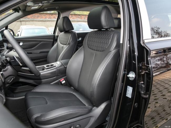 China Car Beijing Hyundai Shengda 2023 Traveler 380t 4WD Luxury Version