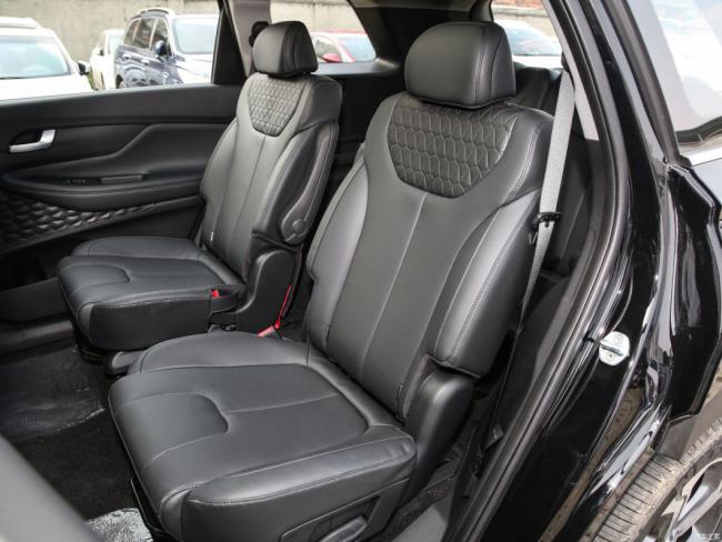 China Car Beijing Hyundai Shengda 2023 Traveler 380t 4WD Luxury Version