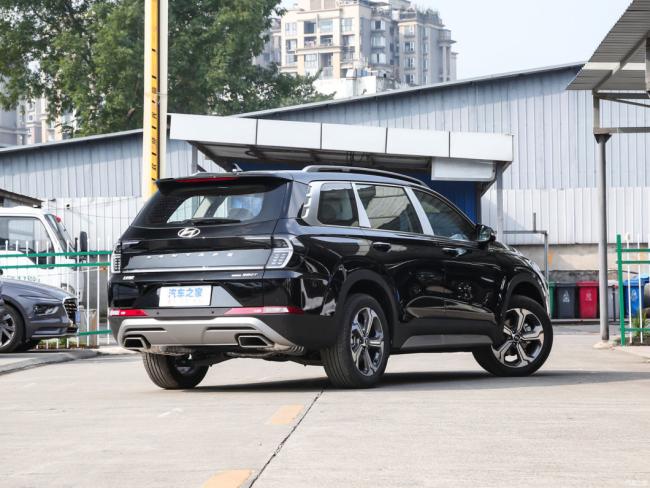 New Car Price Gasoline Car Hyundai Santafe (2023) Traveller 380t Gdi 4WD Lux Htrac Premium Version