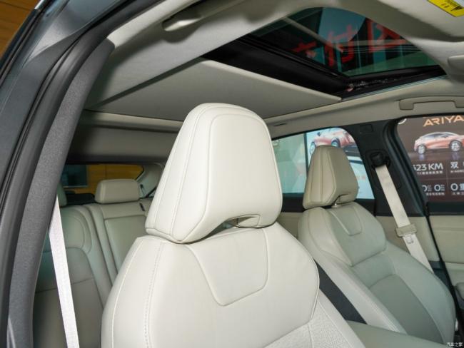 SUV New Car Electric Car Electric Vehicle EV Nissan Ariya (2022) 2WD Long-Range Full Version
