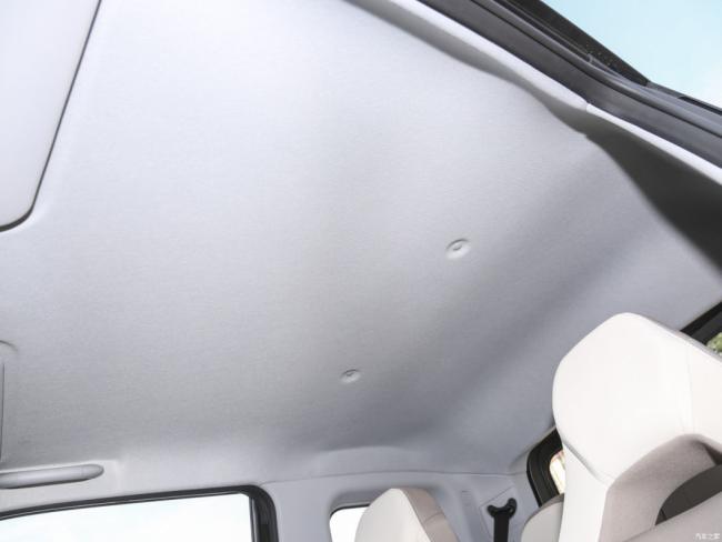 New Car Electric Car Electric Vehicle EV Minicar Cheap Chery New Energy QQ-Ice Cream 2024 170km Milkshake