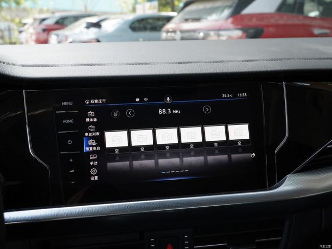 2023 Model VW Passat Phev New Enery Vehicle Long Battery Life Luxury Version New Car for Sale