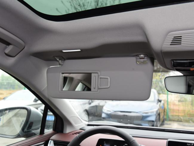 SUV New Car Electric Car Electric Vehicle EV Volkswagen ID. 6 X 2023 Extreme Smart Long-Range Version
