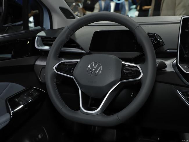 SUV New Car Electric Car Electric Vehicle EV Volkswagen ID. 6 X 2023 Powerful 4WD Version